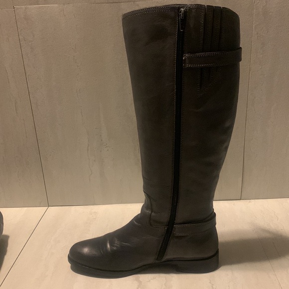 Garnet Hill Women's Dark Gray Leather Buckle Lateral Zipper Tall Boots Size 8.5 - Picture 6 of 12